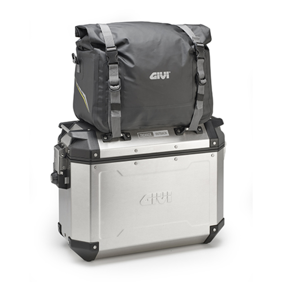 GIVI Cargo Bag 15L Waterproof Semi-Rigid image 2